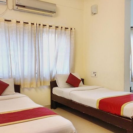 העיר בנגלור Super Oyo Capital O Premium Hotel Victoria Heights Near Sri Someshwara Swami Temple מראה חיצוני תמונה