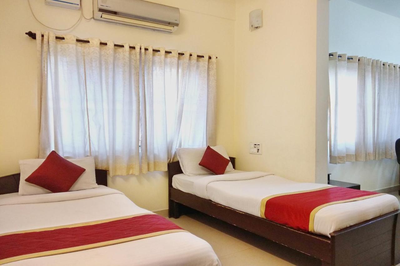 העיר בנגלור Super Oyo Capital O Premium Hotel Victoria Heights Near Sri Someshwara Swami Temple מראה חיצוני תמונה