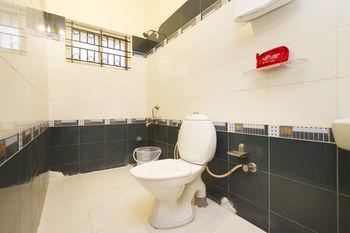 העיר בנגלור Super Oyo Capital O Premium Hotel Victoria Heights Near Sri Someshwara Swami Temple מראה חיצוני תמונה