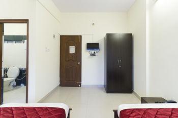 העיר בנגלור Super Oyo Capital O Premium Hotel Victoria Heights Near Sri Someshwara Swami Temple מראה חיצוני תמונה
